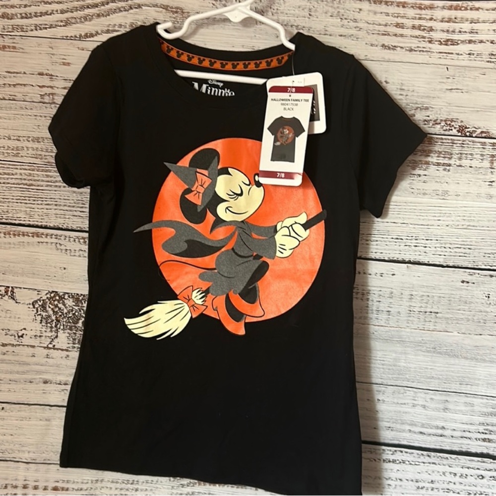Disney Minnie witch tee